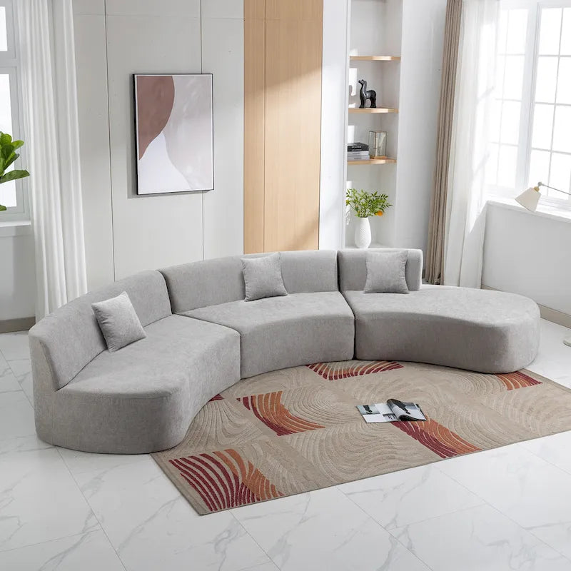 Canapé d'angle incurvé élégant de 136 po en tissu chenille avec trois coussins pour le salon,