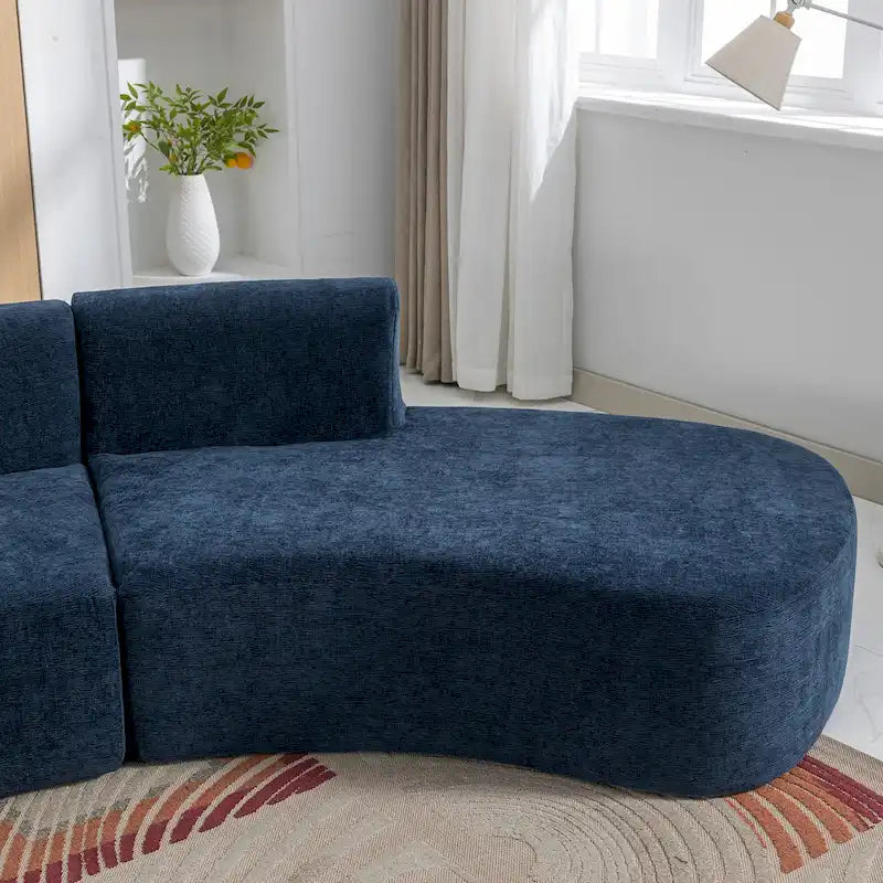 Canapé d'angle incurvé élégant de 136 po en tissu chenille avec trois coussins pour le salon,