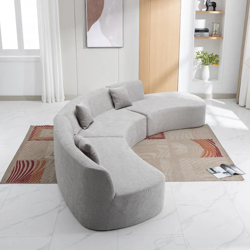 Canapé d'angle incurvé élégant de 136 po en tissu chenille avec trois coussins pour le salon,